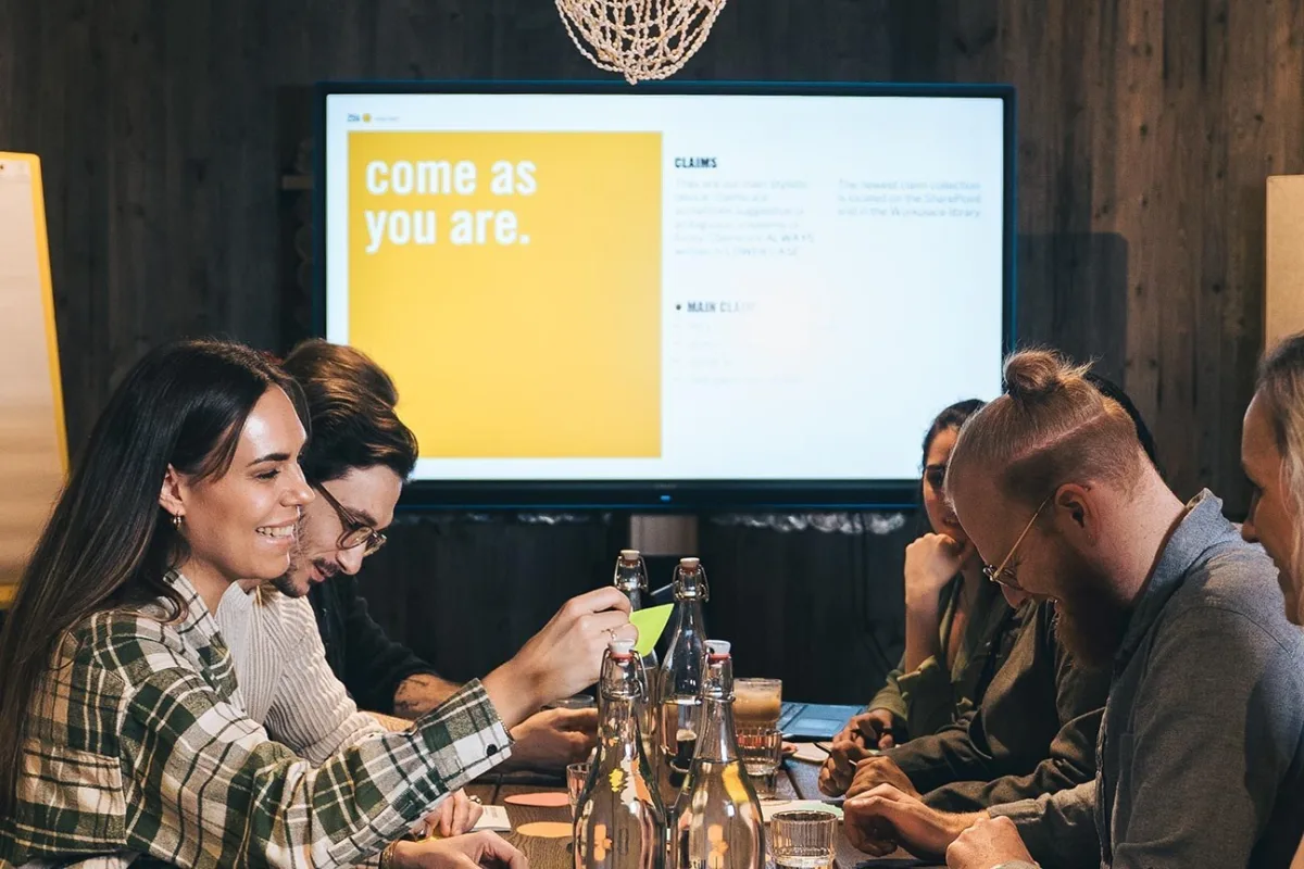 Ctouch hospitality hotelmeetingroom header