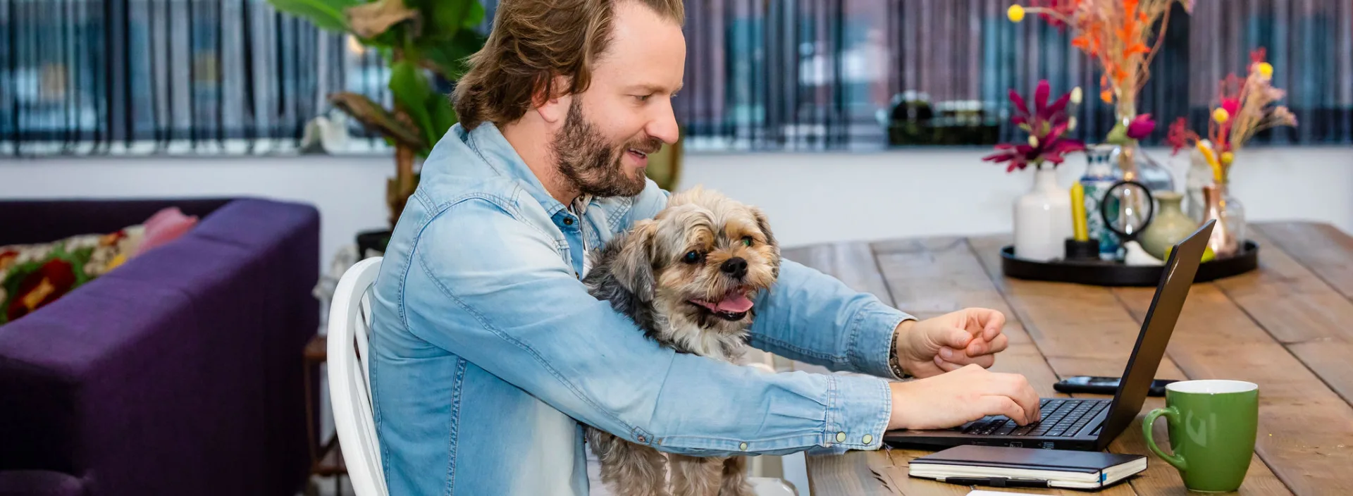 i3CONNECT_Website_Support_Headerwithdog